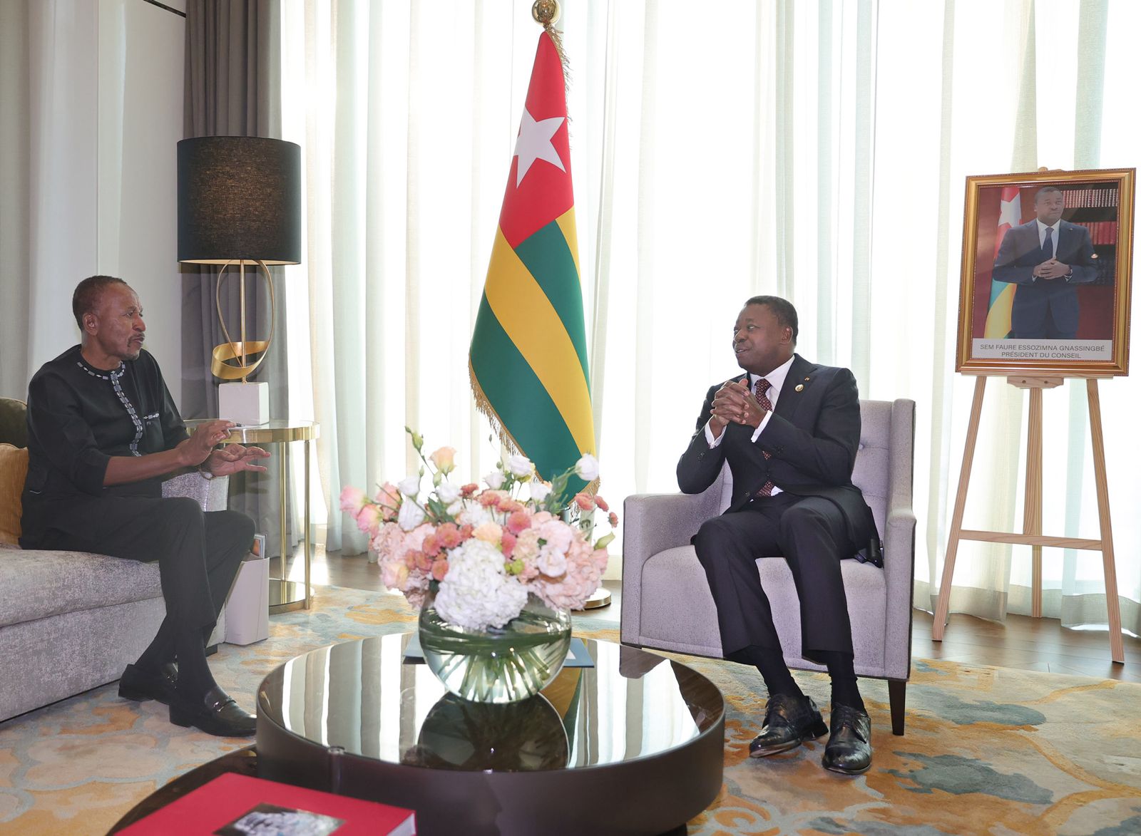 Le Togo explore de nouvelles opportunités d’investissement avec Afriland First Bank